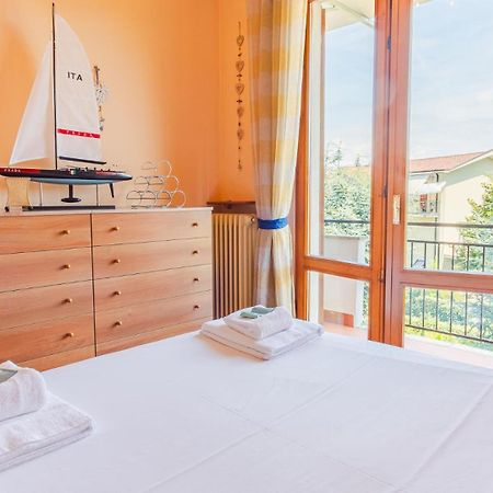 La Bella Colombare - Italian Homing Apartment Sirmione Bagian luar foto