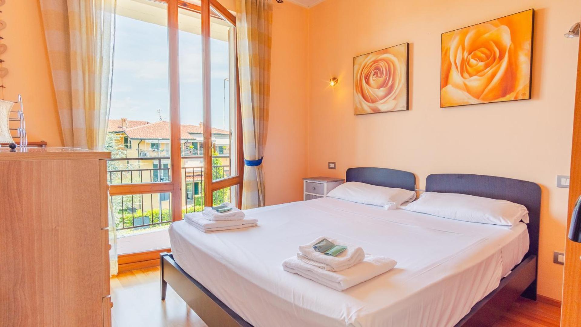 La Bella Colombare - Italian Homing Apartment Sirmione Bagian luar foto